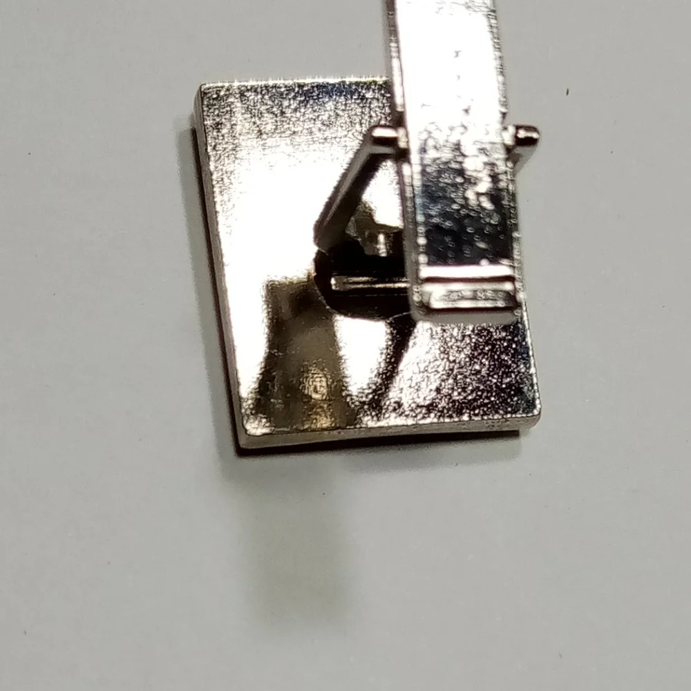 Unbranded Swank Silver Tone Black Square Cufflink Pat 2974381 (Just One)